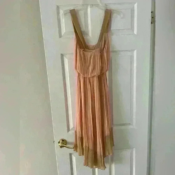 Jessica Simpson-Light apricot color on top, tan on bottom. - Picture 2 of 6